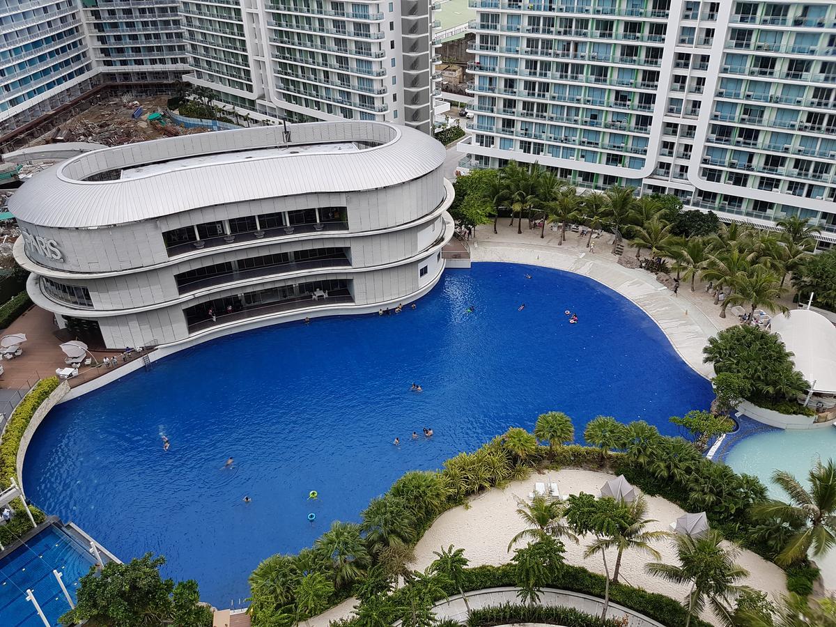 Azure Tropical Paradise Manila Exterior foto